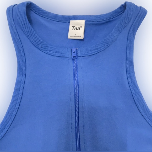 TNA Full zip razor back tank - Picture 4 of 7